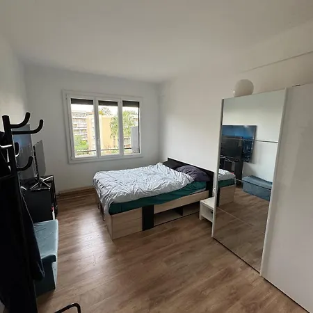 شقة 2 Pieces Renove Avec Magnifique Vue Et Parking نيس